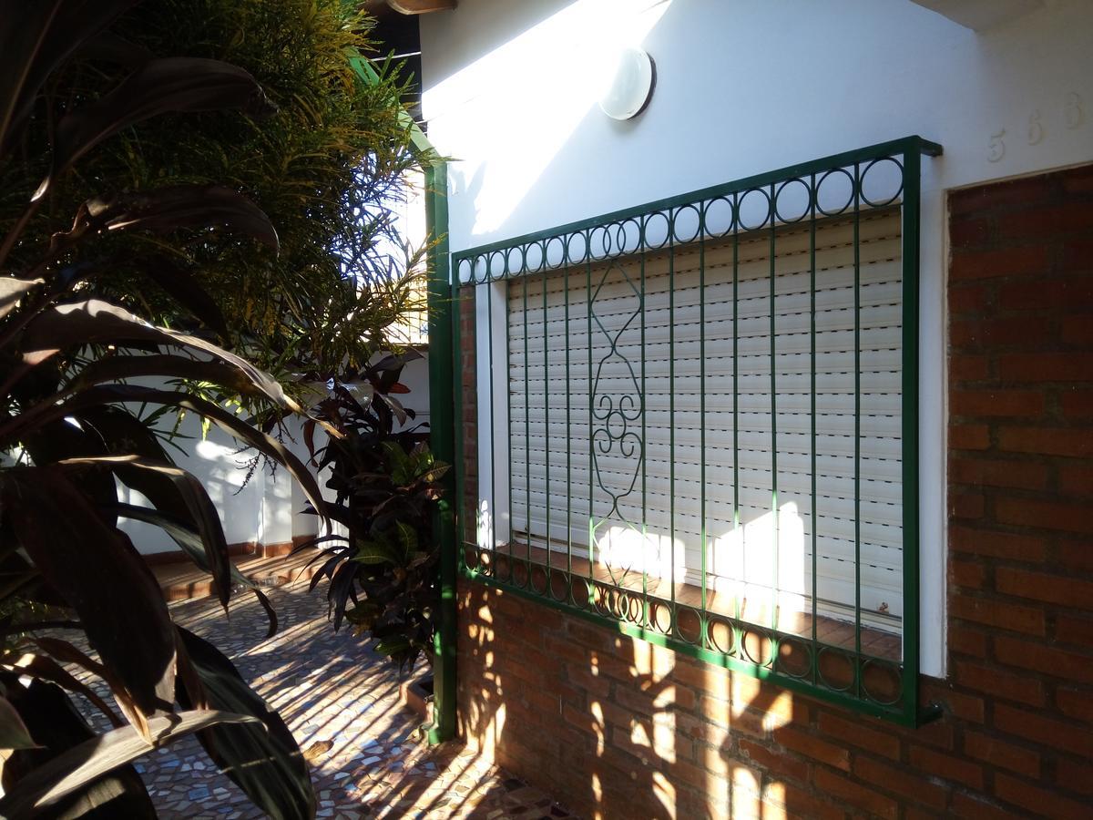 Lavalle Hostel Posadas Exterior photo