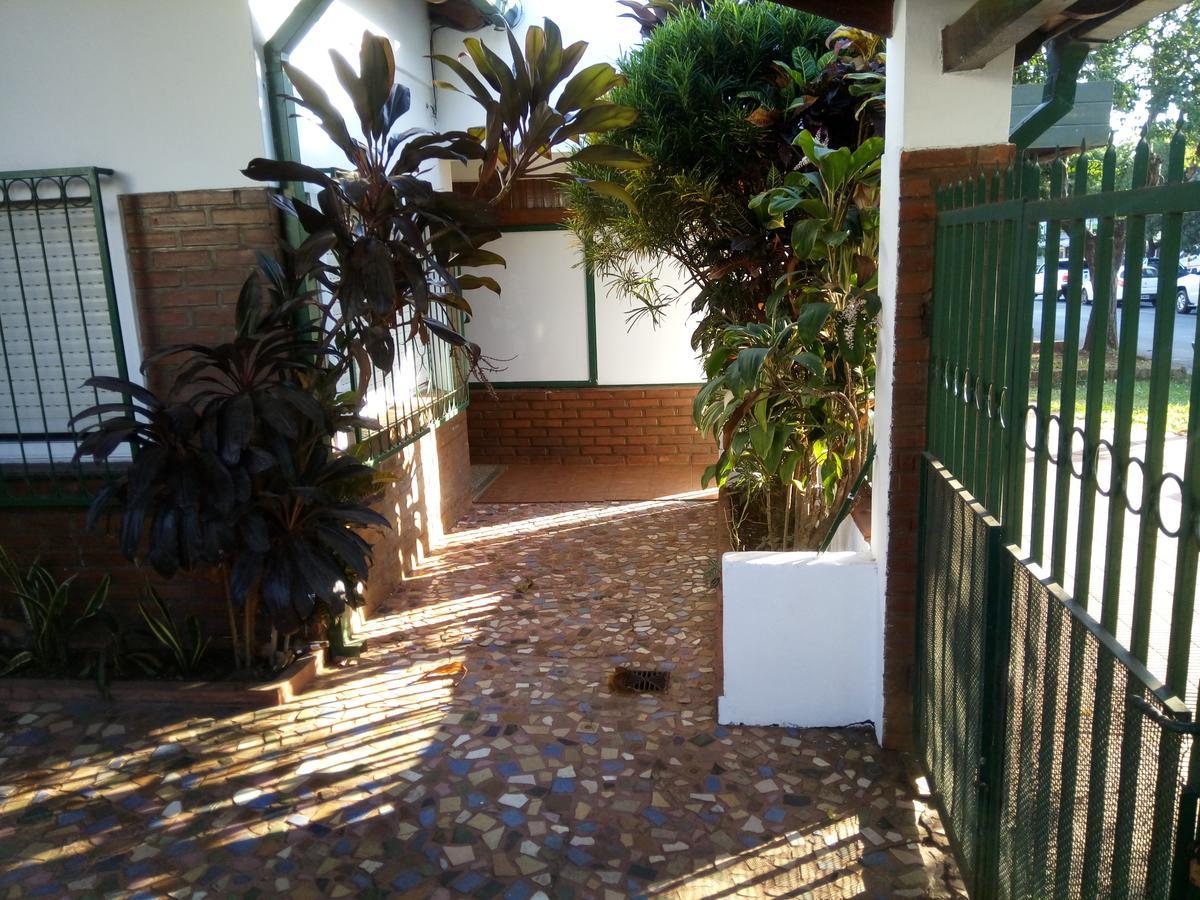 Lavalle Hostel Posadas Exterior photo